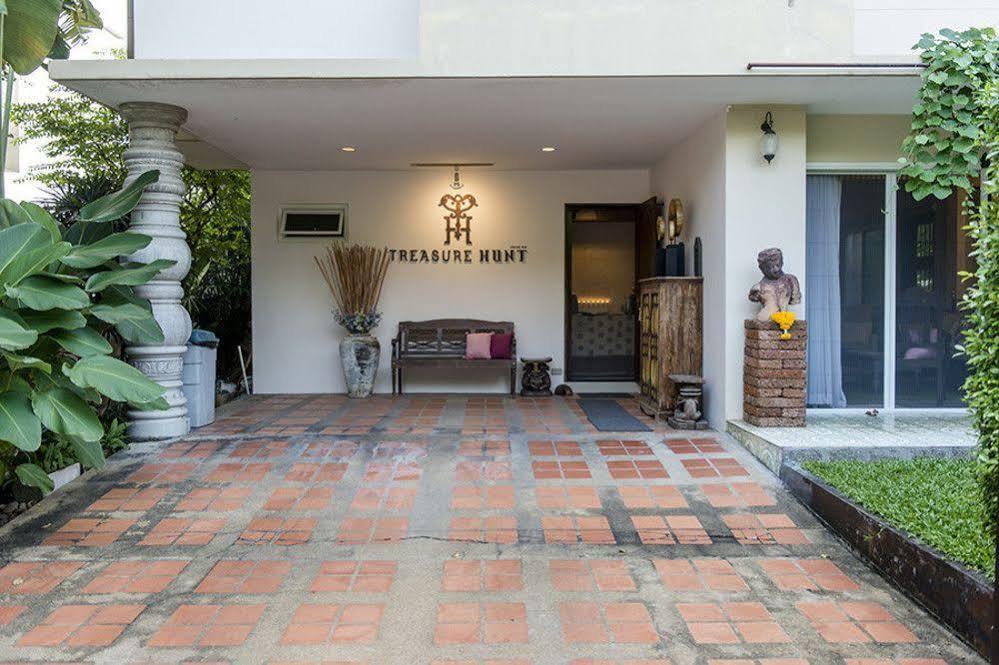 Treasure Hunt Villa Bangkok Exterior photo